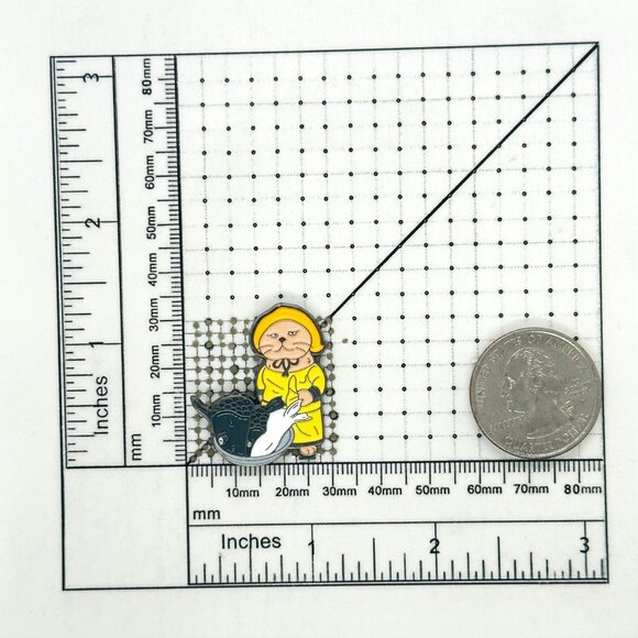 ⭐Oz Cat with Fish Enamel Pin Animal Iron Enamel Brooch Cartoon Yellow New⭐ - Picture 6 of 6